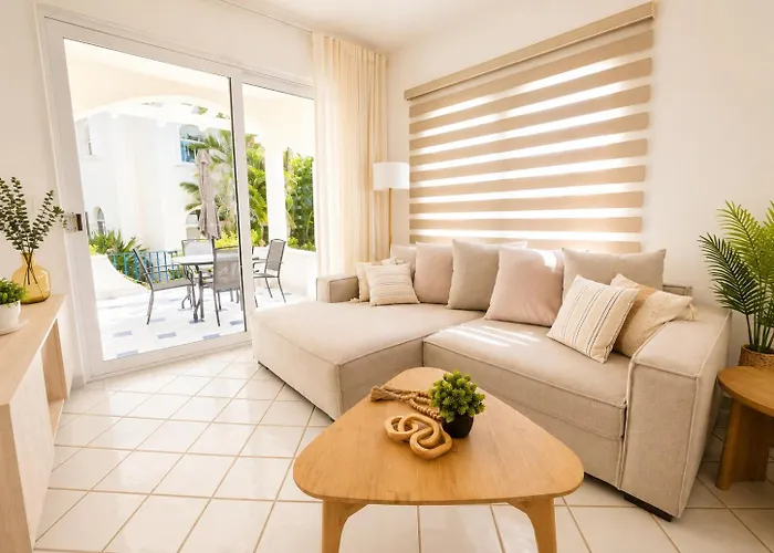 Mykonos Recently Remodeled 1br Escape Great View!