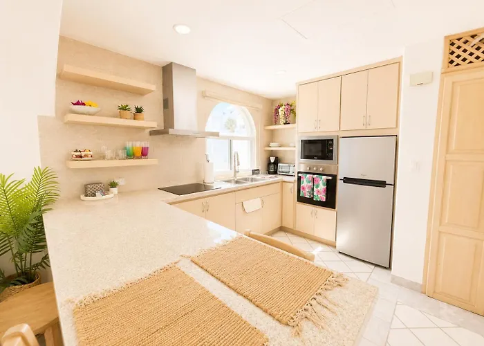Mykonos Recently Remodeled 1br Escape Great View! Apartment *